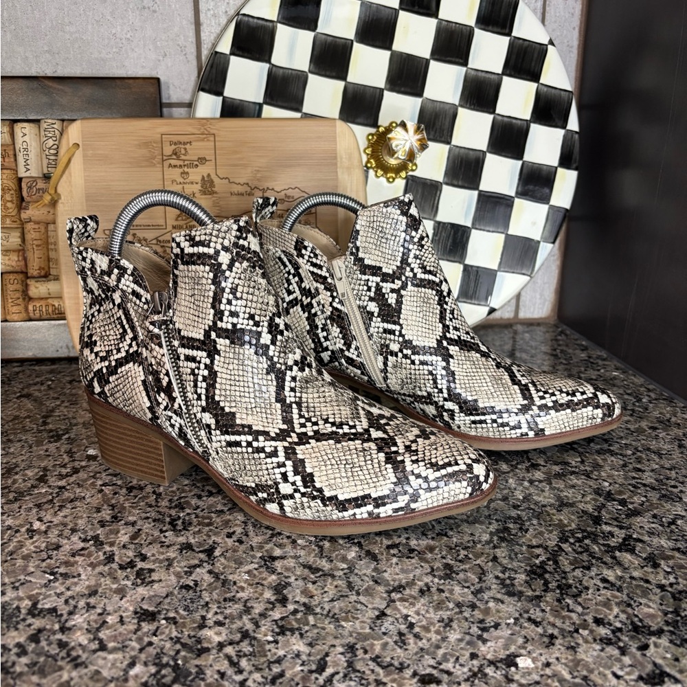 MIA Auden Faux Snake Print Booties Size 8 1/2